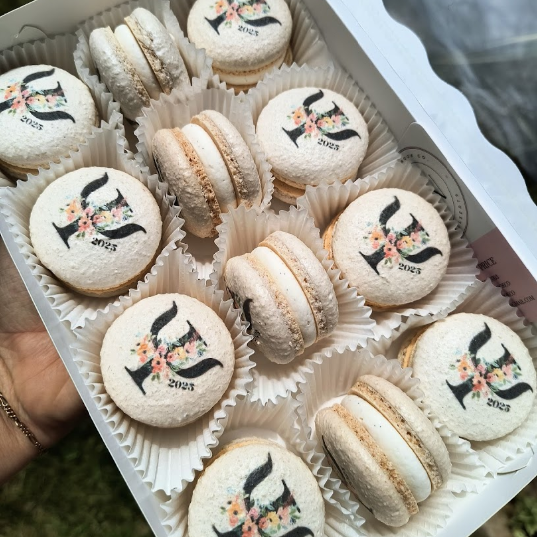 Graduation printed macarons
